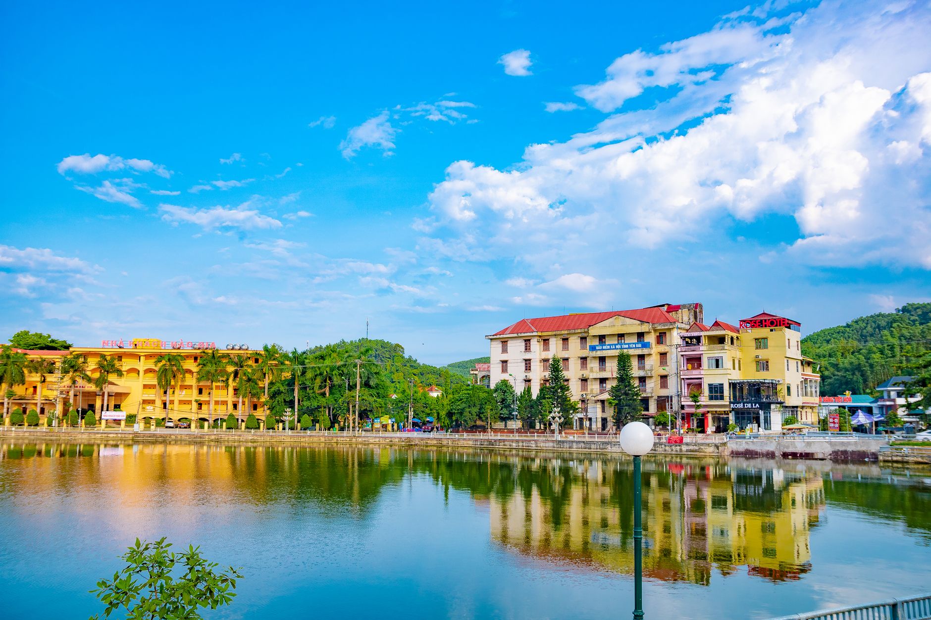 Khách sạn Yên Bái
